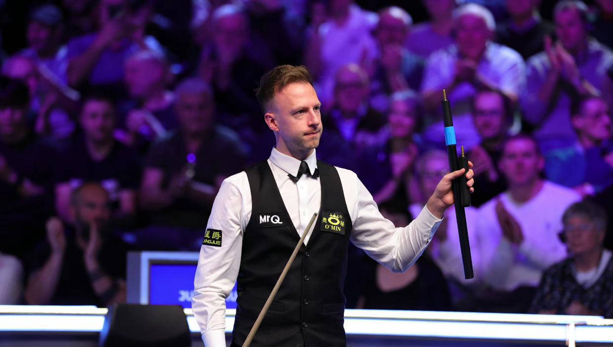 足球记忆 ｜ 绝杀进球悼念严父，他是安菲尔德的叹息之墙.