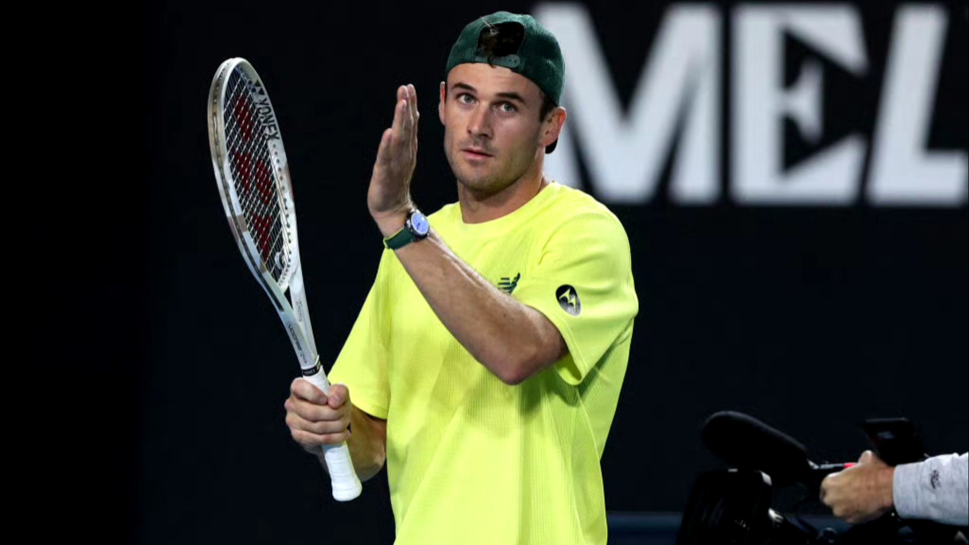 我们必须在 我们必须在