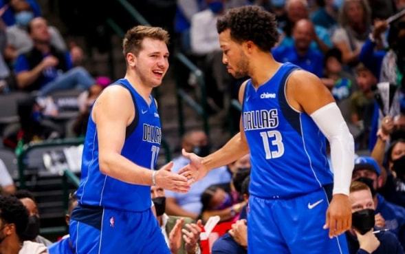 在社交平台 在社交平台