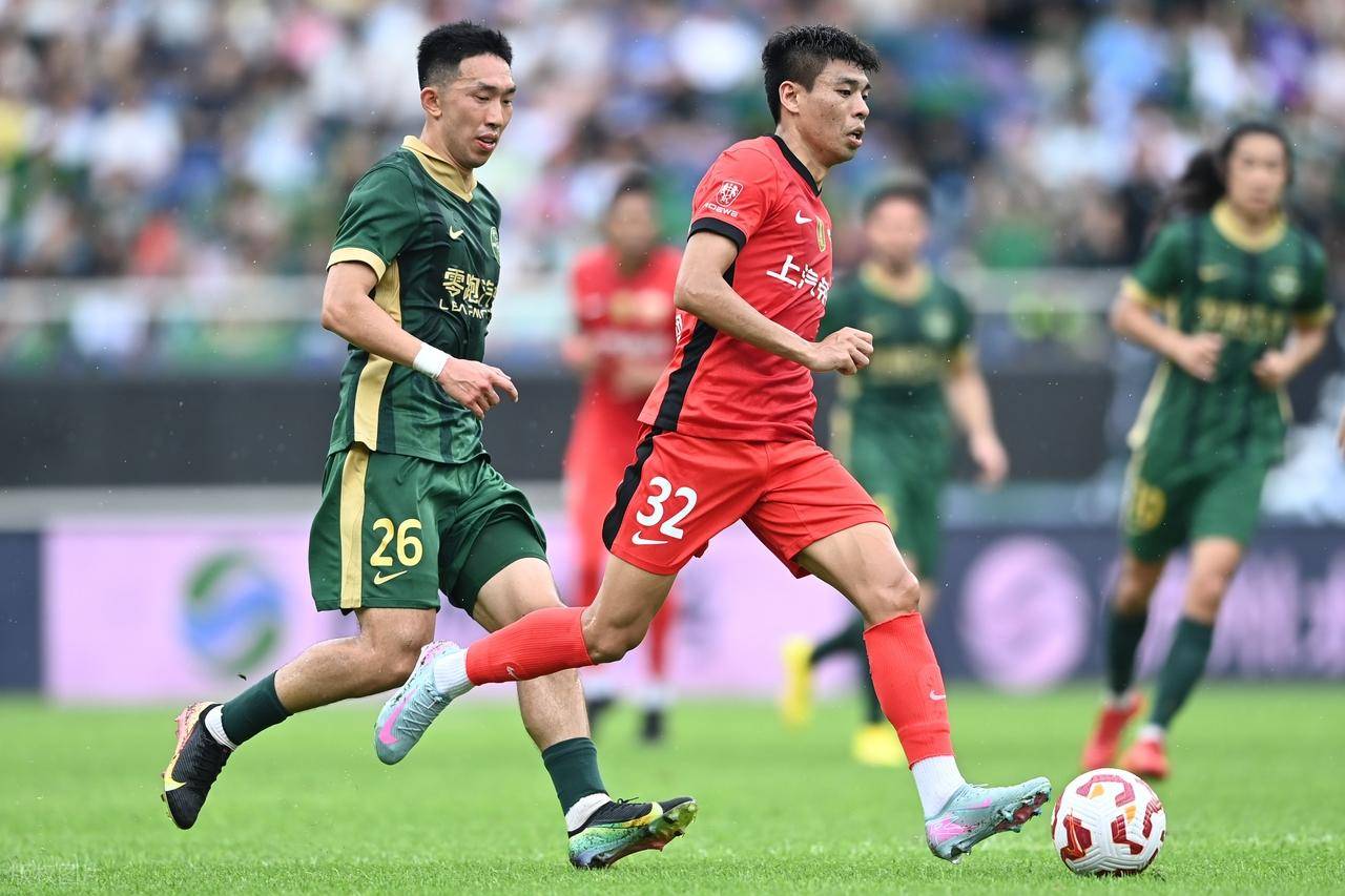 在争议声中 在争议声中